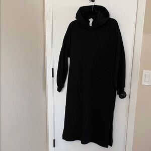 H&M Black Hoodie Dress with pockets!